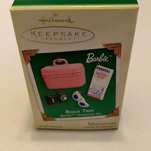 2005  Hallmark Barbie Adding The Right Touch Miniature